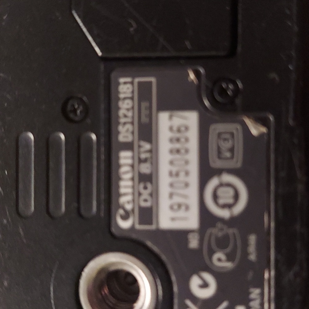 Canon Black Digital Camera - Picture 4 of 4